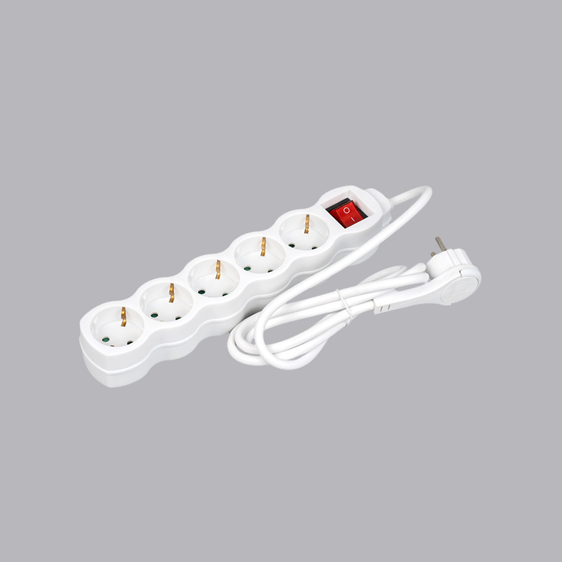LOG-05KL 5-smjerni produžni kabel njemačkog tipa u obliku tikve s prstenom za povlačenje i prekidačem s više utičnica